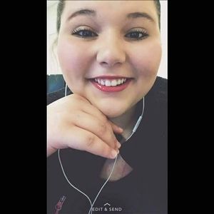 Meet your Posher, Nikki